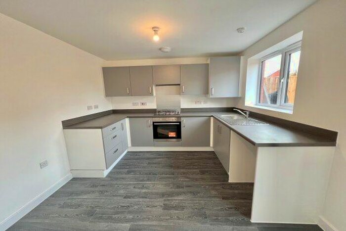 3 Bedroom Property To Rent In Buttercup Crescent, Walsall, WS3