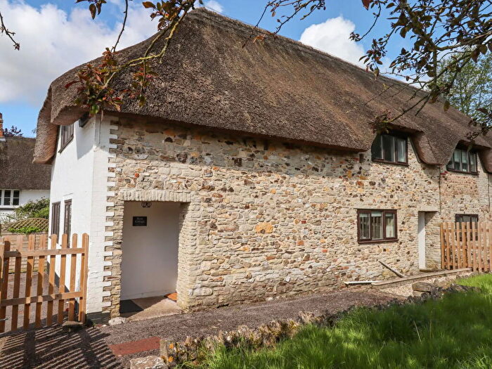 2 Bedroom Cottage For Sale In Buckerell, Honiton, EX14