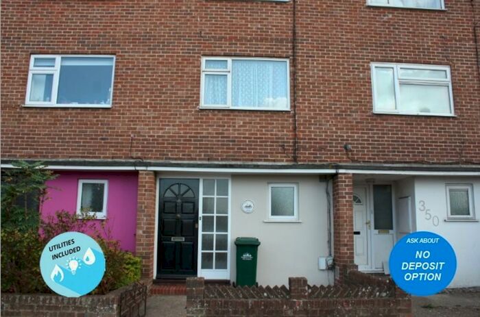 4 Bedroom Terraced House To Rent In Queens Park Road, Brighton, BN2