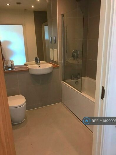 2 Bedroom Flat To Rent In Dartford, Crayford, Dartford, DA1