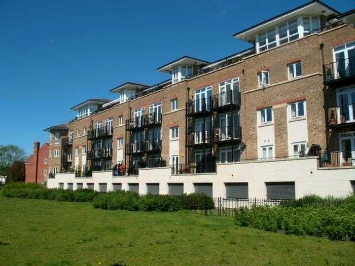 2 Bedroom Property To Rent In Lady Aylesford Avenue, Stanmore, Middlesex, HA7