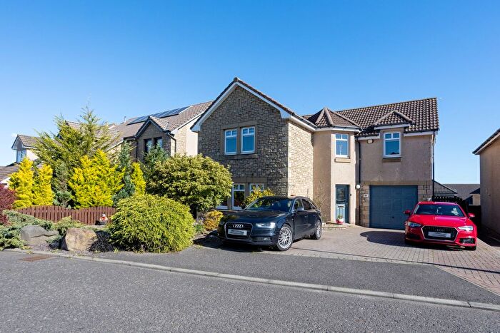 4 Bedroom Detached House For Sale In Sandwell Crescent, Kirkcaldy, KY1