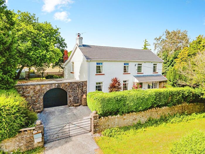 4 Bedroom Detached House For Sale In Hendre Road, Bridgend, CF35