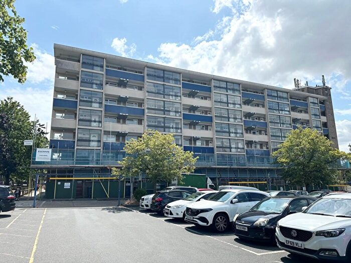 1 Bedroom Apartment To Rent In The Vineyards, Great Baddow, Chelmsford, CM2