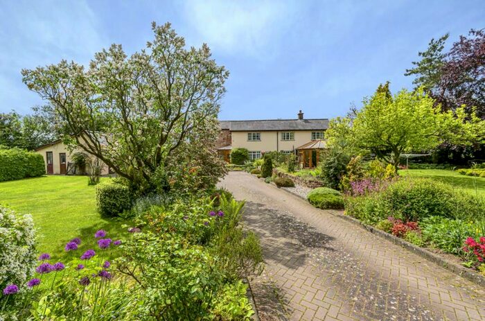 4 Bedroom Cottage For Sale In House With Acre, Cobhall, Hereford, HR2