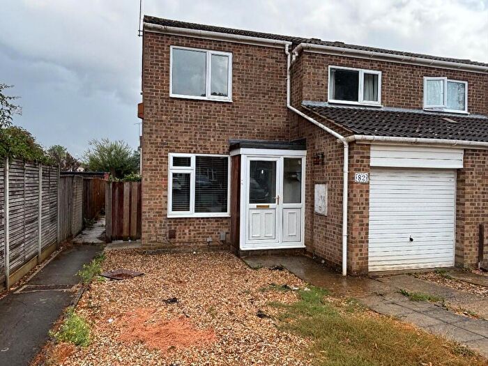 3 Bedroom Semi Detached House To Rent In Ridge Nether Moor, Swindon, Wiltshire, SN3