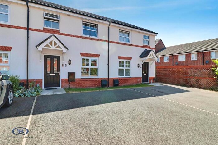 3 Bedroom Terraced House For Sale In Buckley Place, Moston, CW11