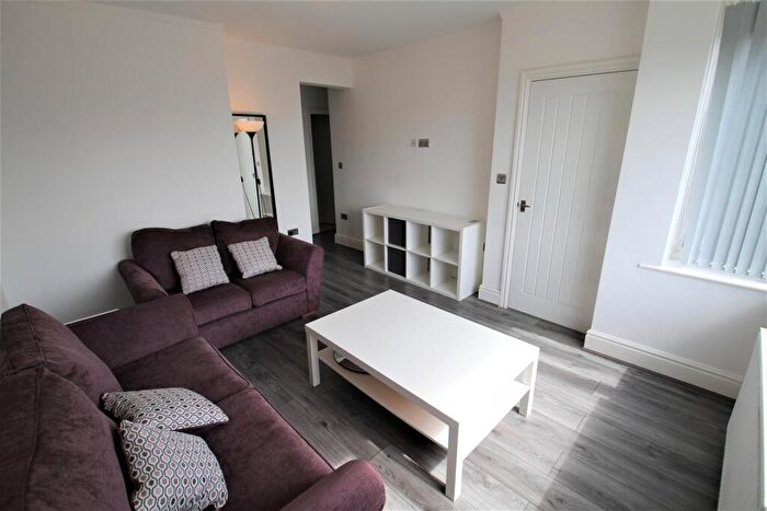 5 Bedroom House To Rent In Marian Terrace, Leeds, LS6