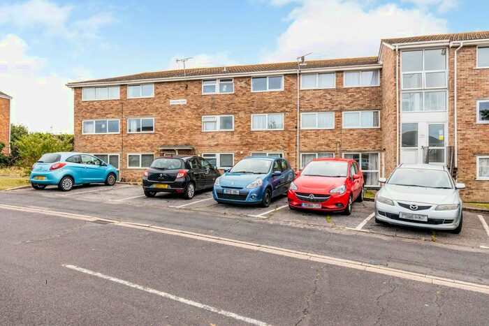 1 Bedroom Flat To Rent In Broadsands Drive, Gosport, PO12