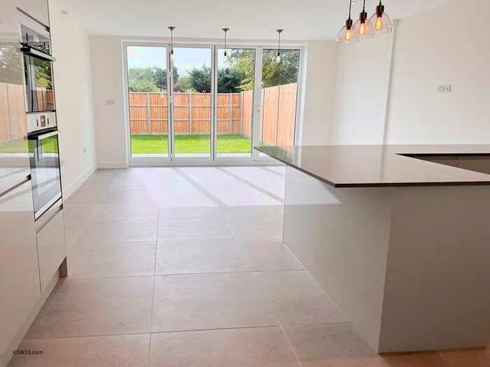 4 Bedroom Semi-Detached House To Rent In Branksome Way, New Malden, KT3