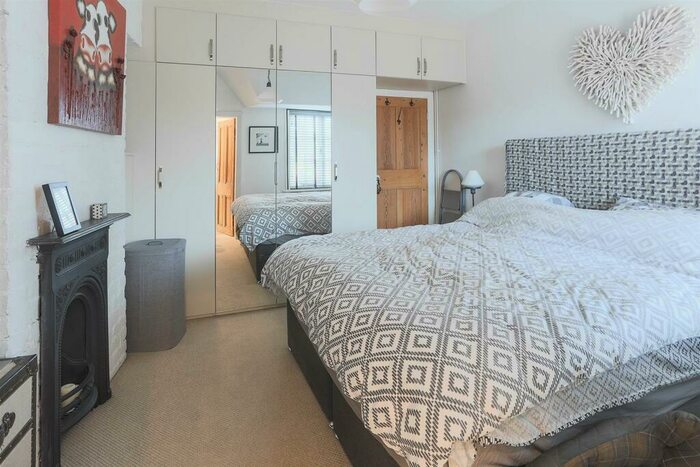 2 Bedroom Cottage For Sale In The Green, Great Bowden, Market Harborough, LE16