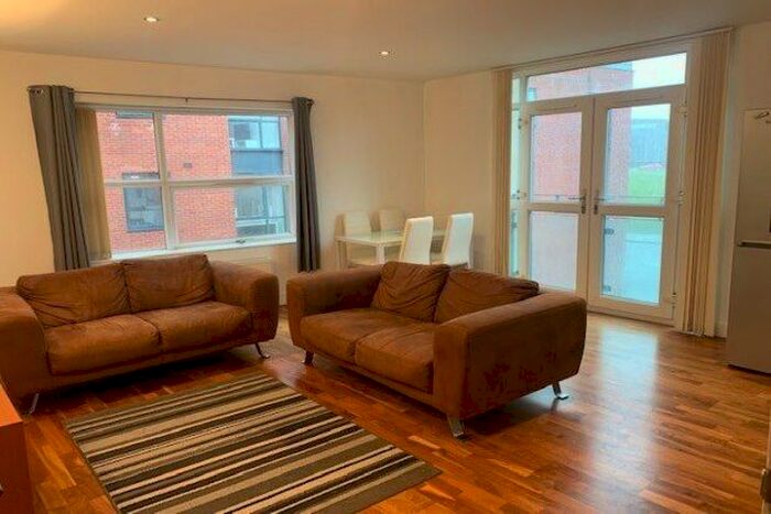 2 Bedroom Flat To Rent In Alina House, Liverpool, L3
