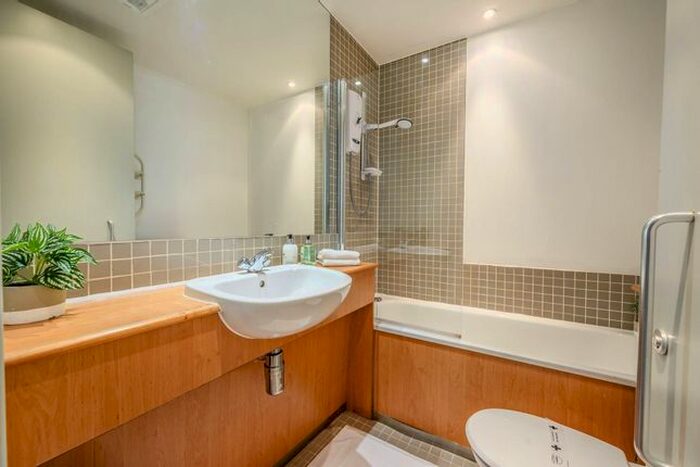 1 Bedroom Flat To Rent In City Road, City, London, EC1V