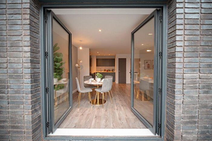 1 Bedroom Flat For Sale In Merchants Wharf, Manchester, M5