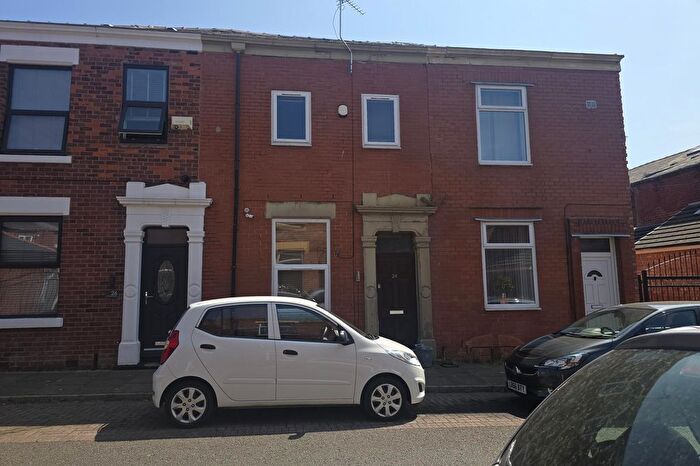 5 Bedroom Terraced House For Sale In St Cuthberts Road, Preston, PR1