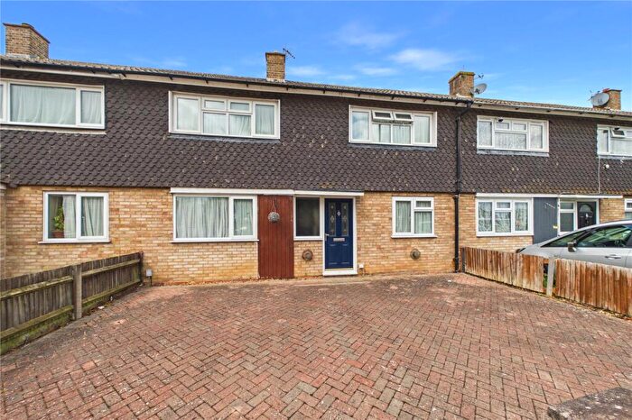 4 Bedroom Terraced House For Sale In St. Michaels Road, Basingstoke, Hampshire, RG22