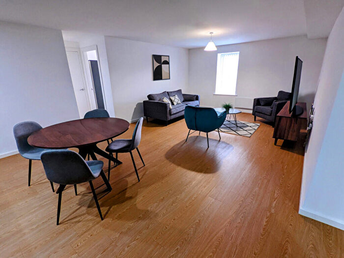 2 Bedroom Apartment To Rent In Rufus, Foundry Lane, Seacroft, LS14