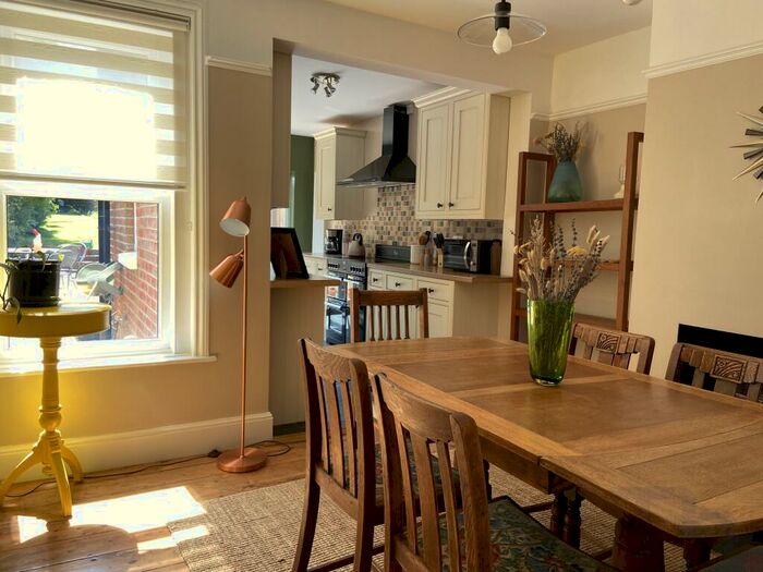 2 Bedroom Semi-Detached House To Rent In Gurnard, Isle Of Wight, PO31