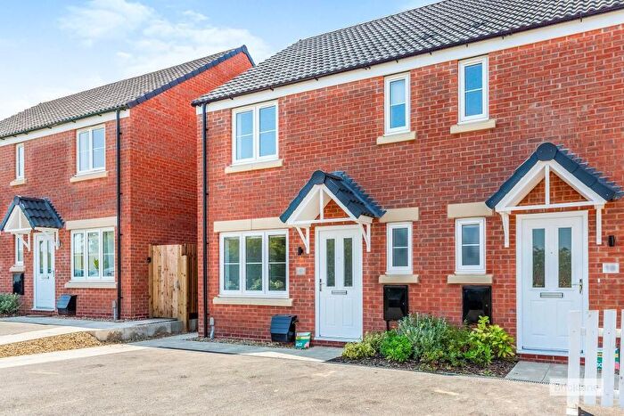3 Bedroom Semi-Detached House To Rent In Blumenthal Close, Weldon Park, Rothwell, NN17