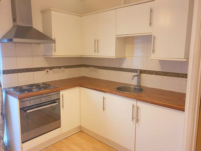 1 Bedroom Flat To Rent In Castle Street, Luton, LU1