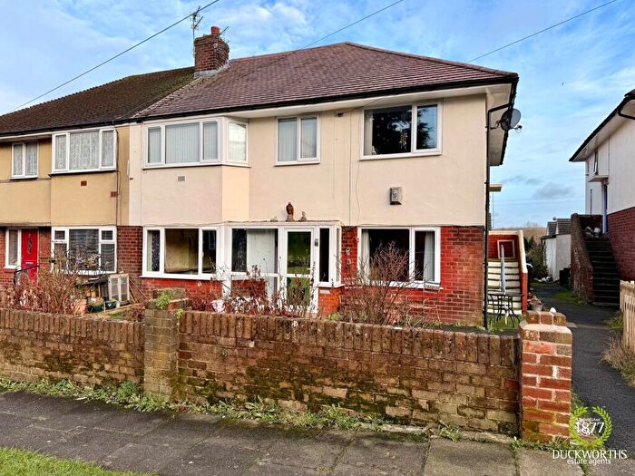 1 Bedroom Flat For Sale In Thwaites Road, Oswaldtwistle, Accrington, Lancashire, BB5