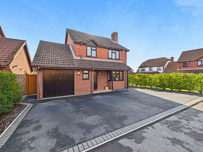 4 Bedroom Detached House For Sale In Galleon Close, Warsash, SO31