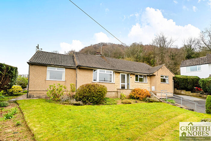 3 Bedroom Detached Bungalow For Sale In Beechwood Grove, Wotton-under-Edge, Gloucestershire, GL12