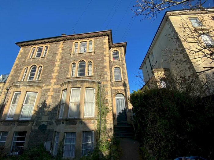 2 Bedroom Apartment To Rent In Archfield RoadCothamBristol, BS6