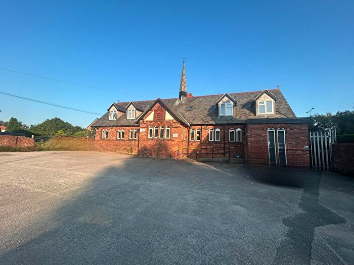 2 Bedroom Flat To Rent In Woodford Lane, Winsford, CW7