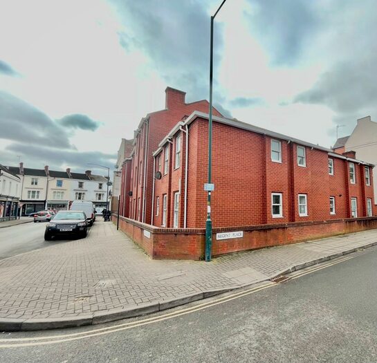1 Bedroom Flat To Rent In Regent Place, Leamington Spa, CV31