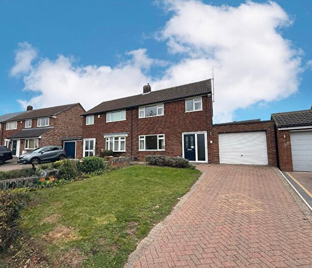 3 Bedroom Semi-Detached House For Sale In Mendip Way, Sundon Park, Luton, Bedfordshire, LU3