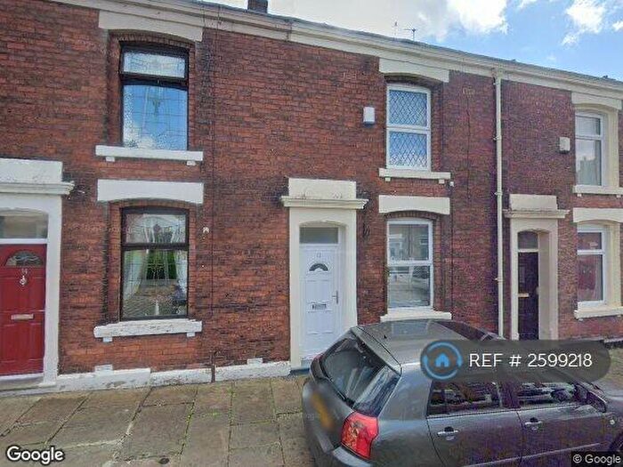 2 Bedroom Terraced House To Rent In Pink Place, Blackburn, BB2