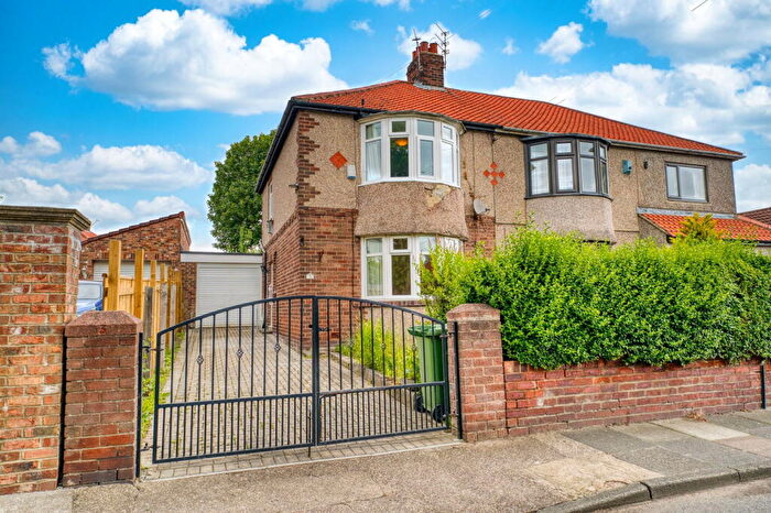 2 Bedroom Semi-Detached House For Sale In Lansbury Road, Whickham, NE16