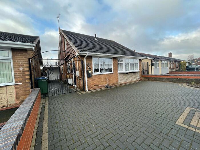 2 Bedroom Detached House To Rent In Newman Road, Tipton, DY4