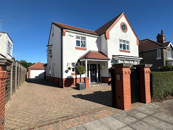 5 Bedroom Detached House For Sale In Seacroft Road, Cleethorpes, DN35