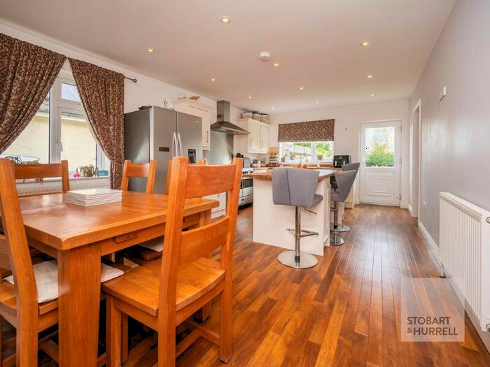 4 Bedroom Detached House For Sale In Lonsdale Road, Rackheath, Norfolk, NR13
