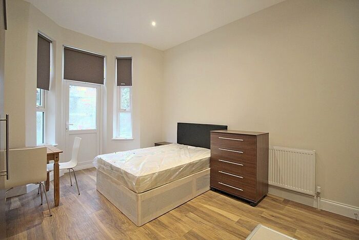 Studio To Rent In Lampton Road, Hounslow, TW3