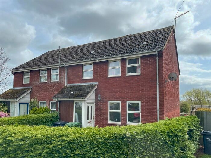 3 Bedroom Semi-Detached House For Sale In Rectory Road, Upton-Upon-Severn, Worcester, WR8