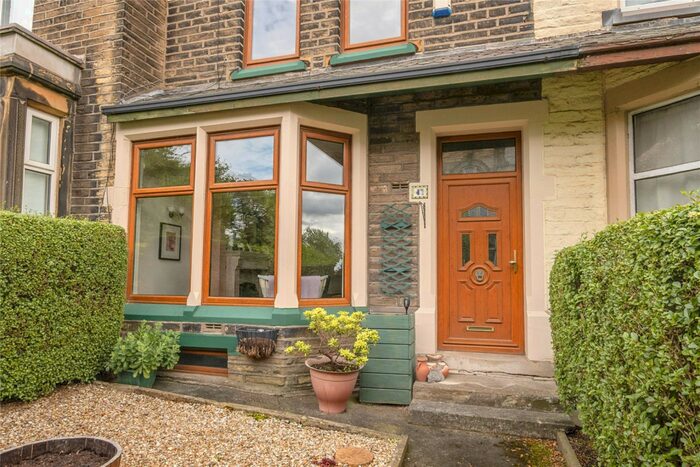 4 Bedroom House To Rent In Ormerod Road, Burnley, BB11