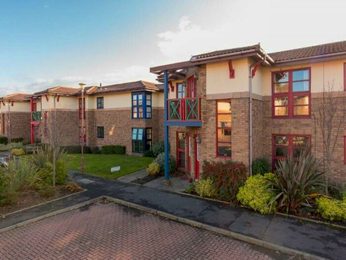 2 Bedroom Flat To Rent In East Werberside, Fettes, Edinburgh, EH4