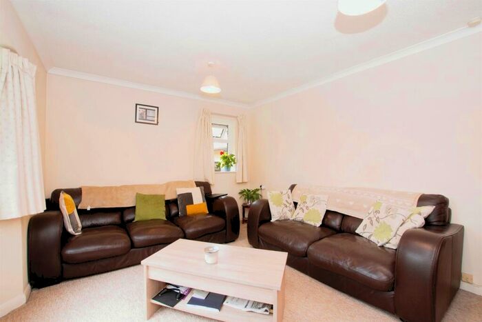 1 Bedroom Flat For Sale In Micheldever Road, Andover, SP10