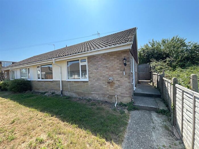 2 Bedroom Semi-detached Bungalow For Sale In Kings Lear, Ilton - No Onward Chain, TA19