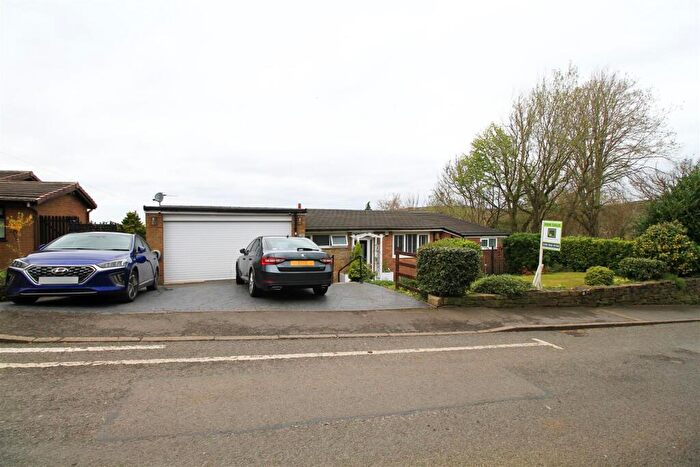 3 Bedroom Detached Bungalow For Sale In Church Brow, Mottram, Hyde, SK14