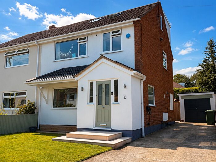4 Bedroom Semi-Detached House For Sale In Carol Drive, Heswall, Wirral, CH60