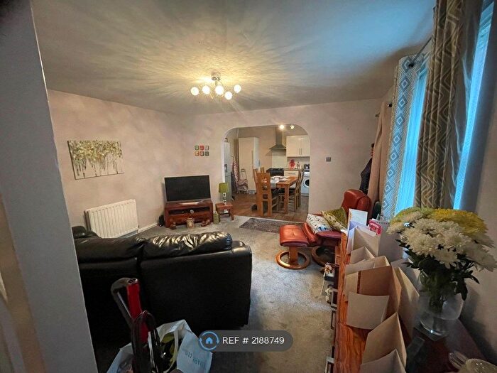 2 Bedroom Terraced House To Rent In Merchant Cottages, Lincoln, LN5