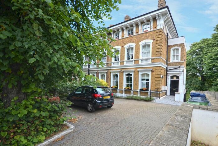 2 Bedroom Flat To Rent In Victoria Way, London SE7