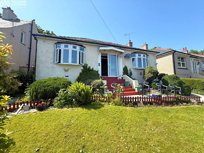 3 Bedroom Bungalow For Sale In Church Terrace, Llangefni, Anglesey, LL77