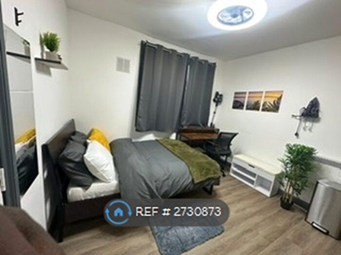 Studio To Rent In Lampton Road, Hounslow, TW3