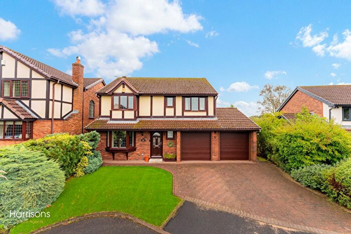 4 Bedroom Detached House For Sale In Firs Road, Bolton, Lancashire, BL5