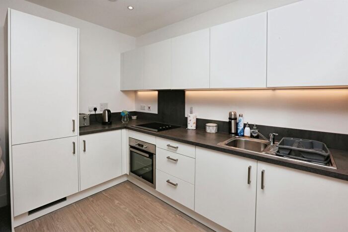 1 Bedroom Flat For Sale In Weevil Lane, Gosport, PO12